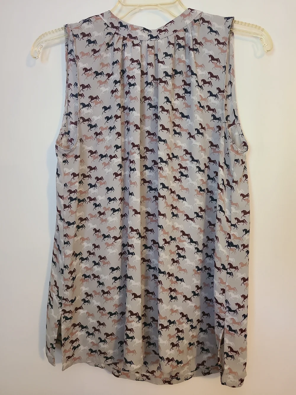 LOFT Outlet Sleeveless Horse Print Pleated Blouse Classic Equestrian Preppy M